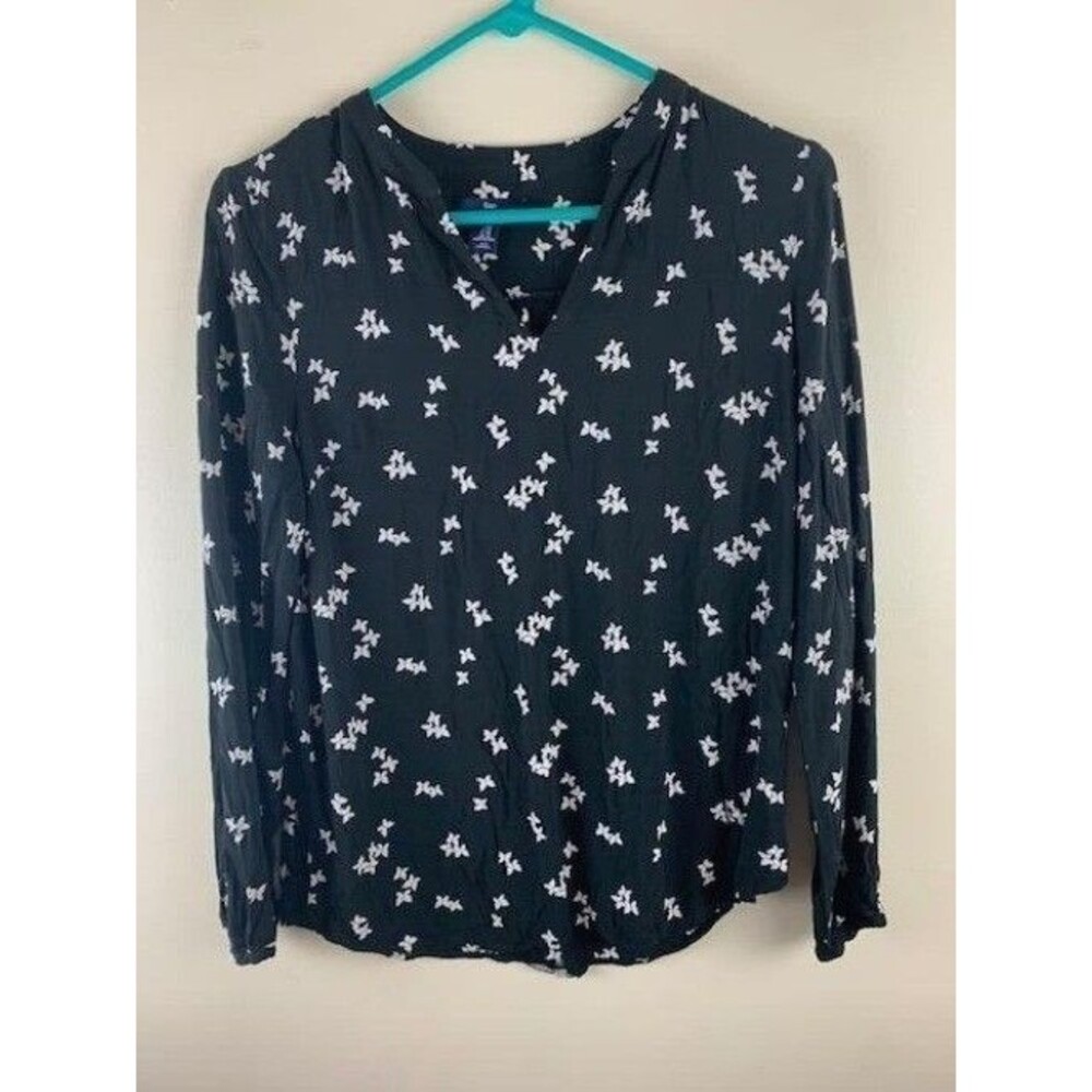 Gap Size XS Womens Shirt V Neck Long Sleeve Black Print